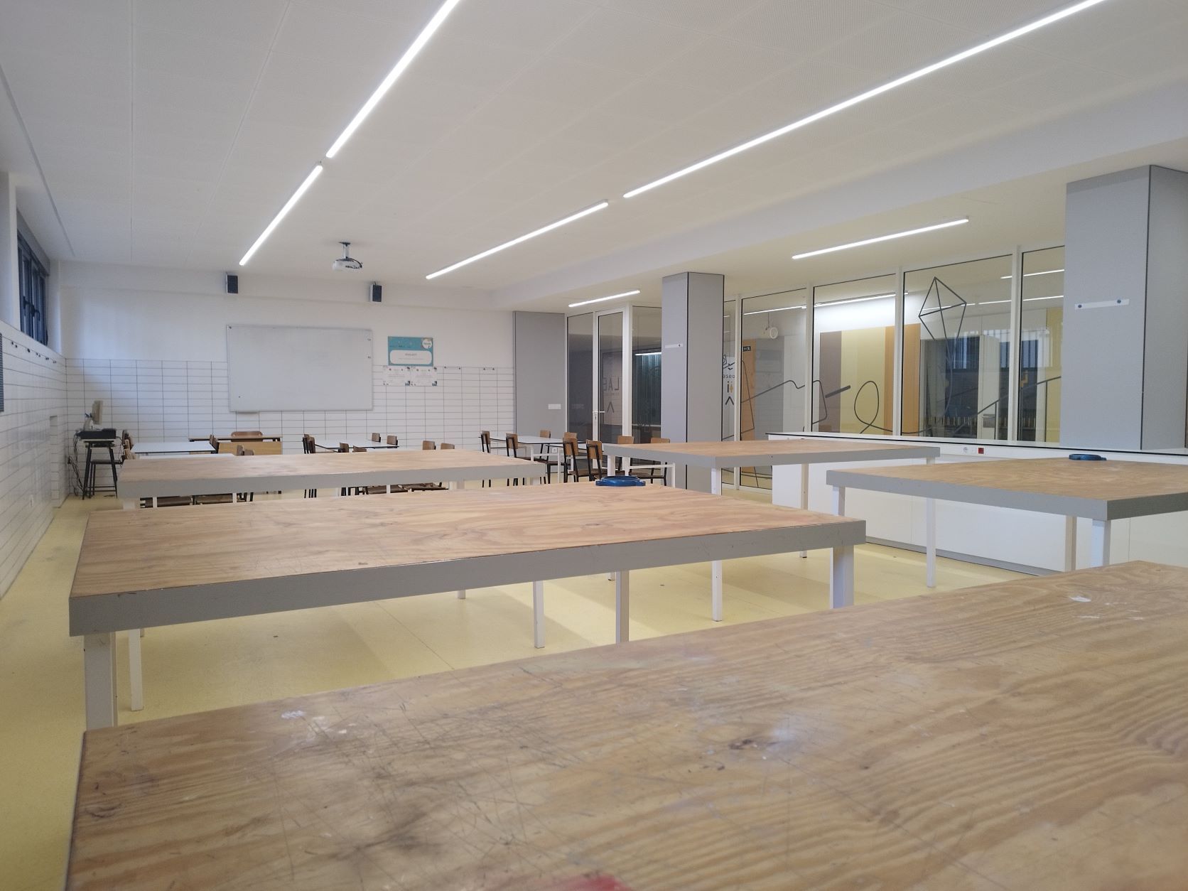 instalaciones_aulaylaboratorios_9-1.jpg